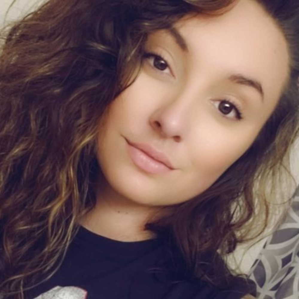 Meet your Posher, Michaela